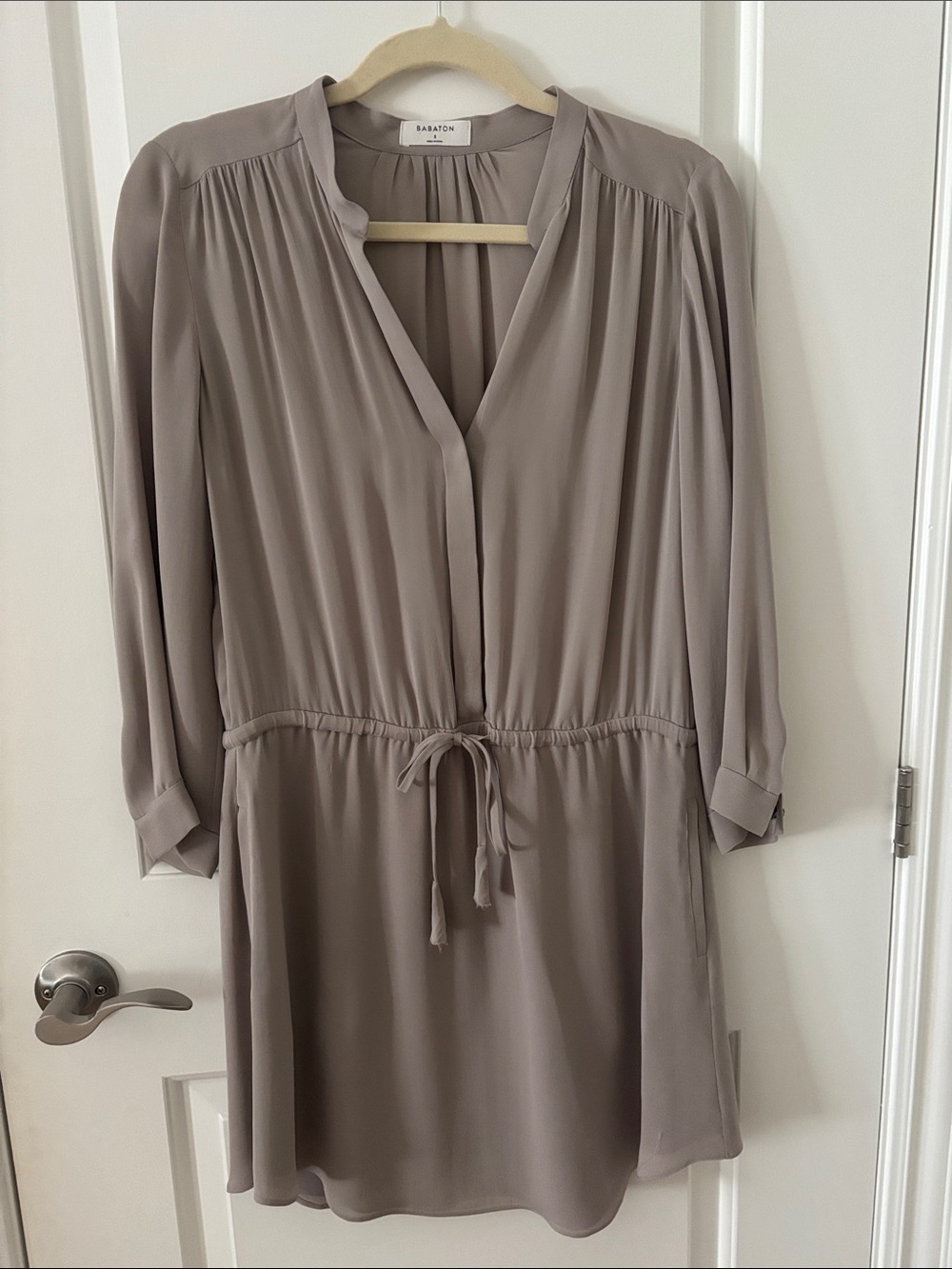 Babaton Taupe-Gray Drawstring Waist Long-Sleeve Shirtdress